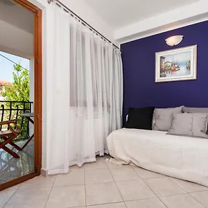 Vanda Apartment