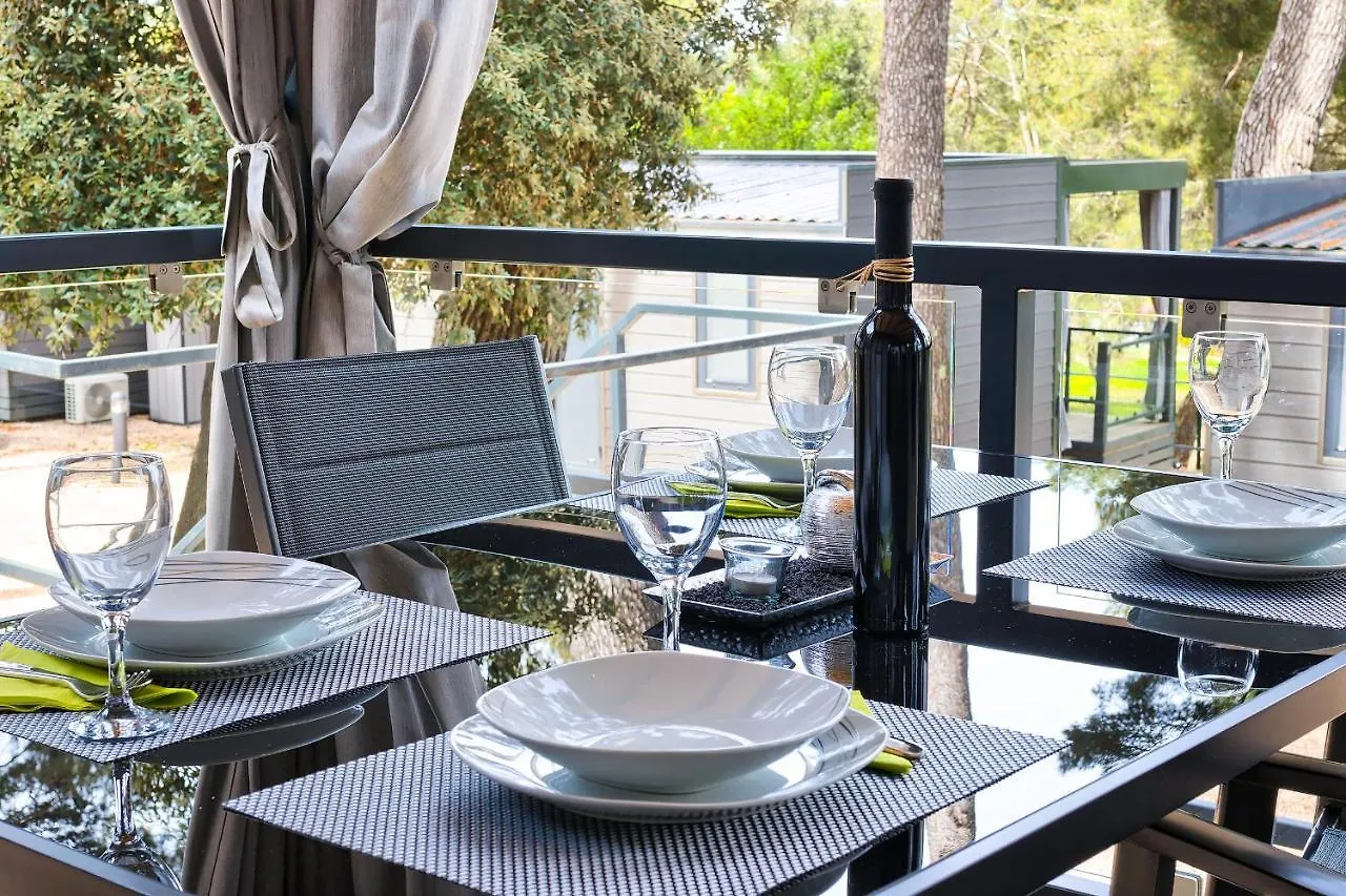 Ferienhaus Total Escape Mobile Home Nera Camp Porton Biondi Rovinj Kroatien